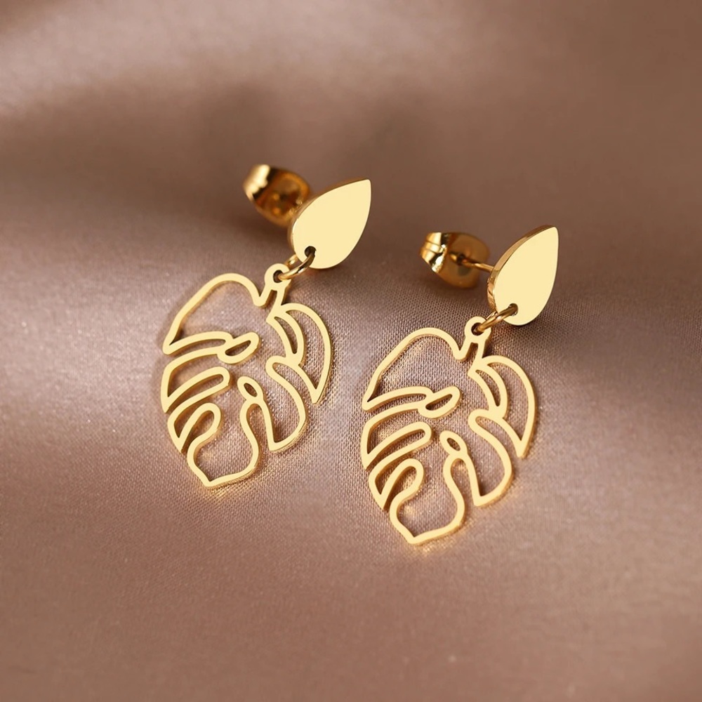 ◾️Stainless Steel Classic Plant Leafs Earrings